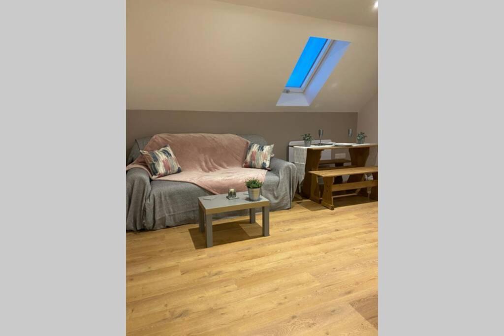 Prospect Perch - Studio Apartment, Wells Exteriör bild